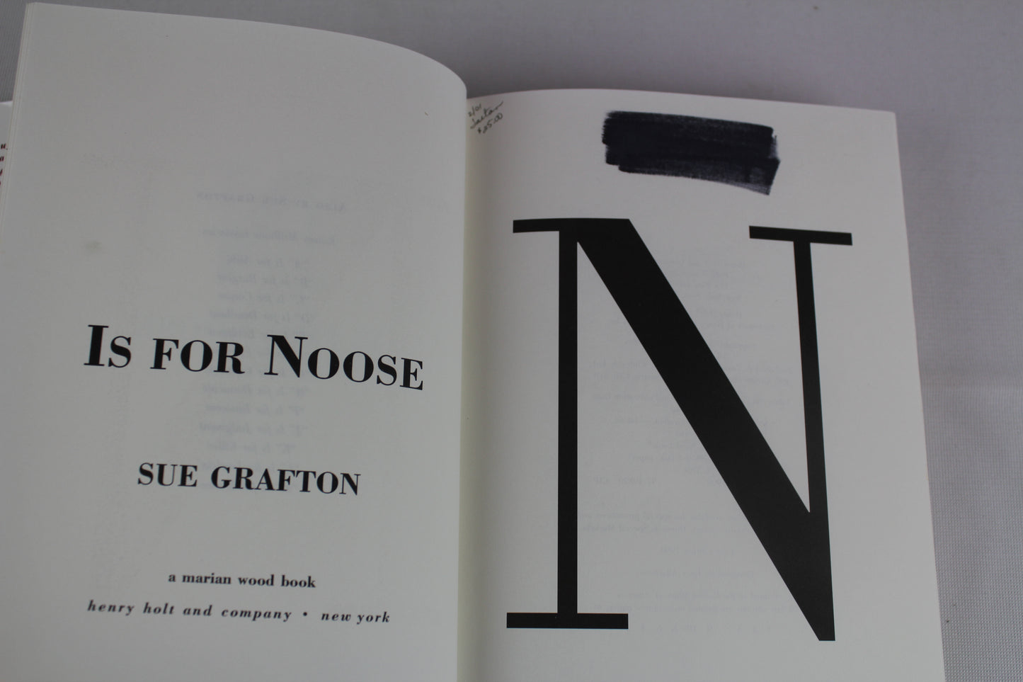 N is for Noose by Sue Grafton