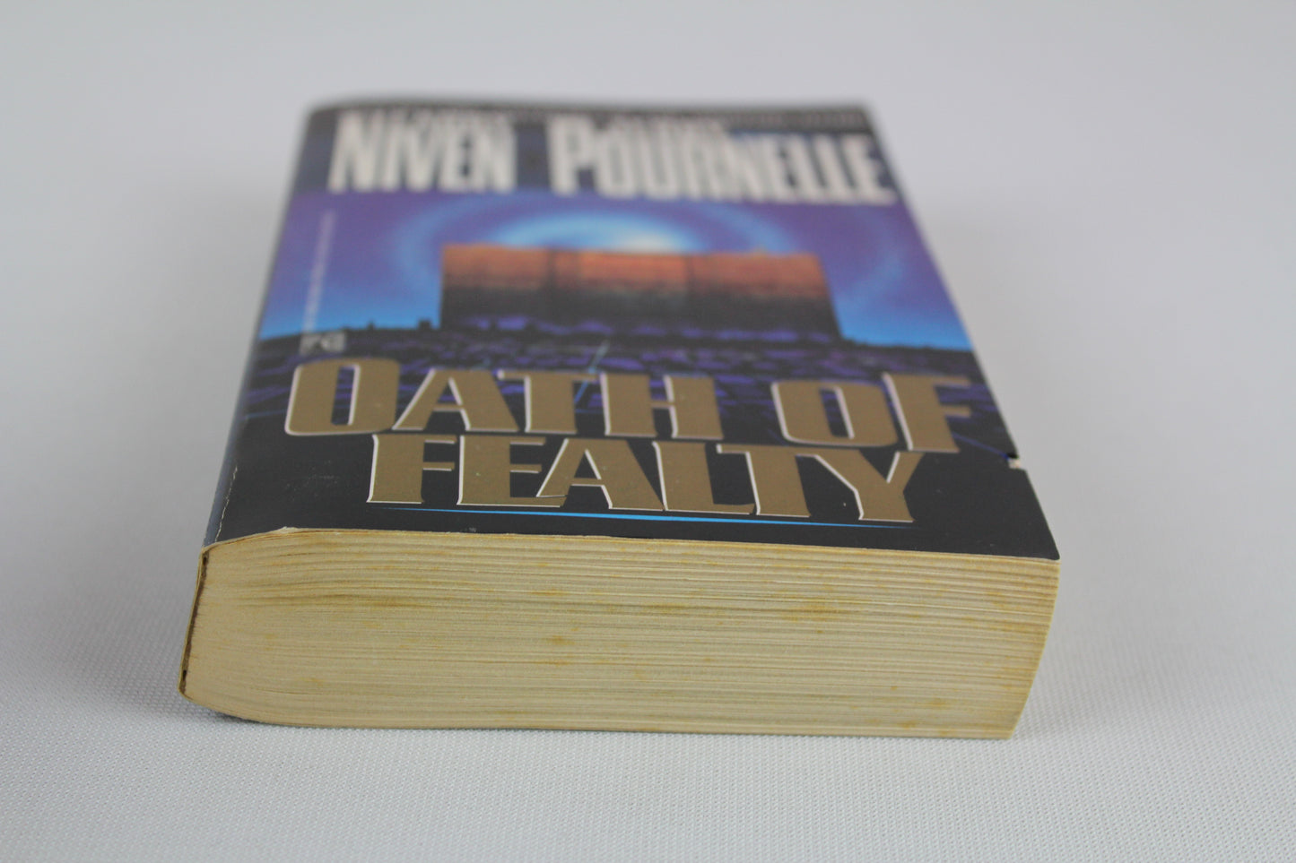 Oath of Fealty by Larry Niven, Jerry Pournelle