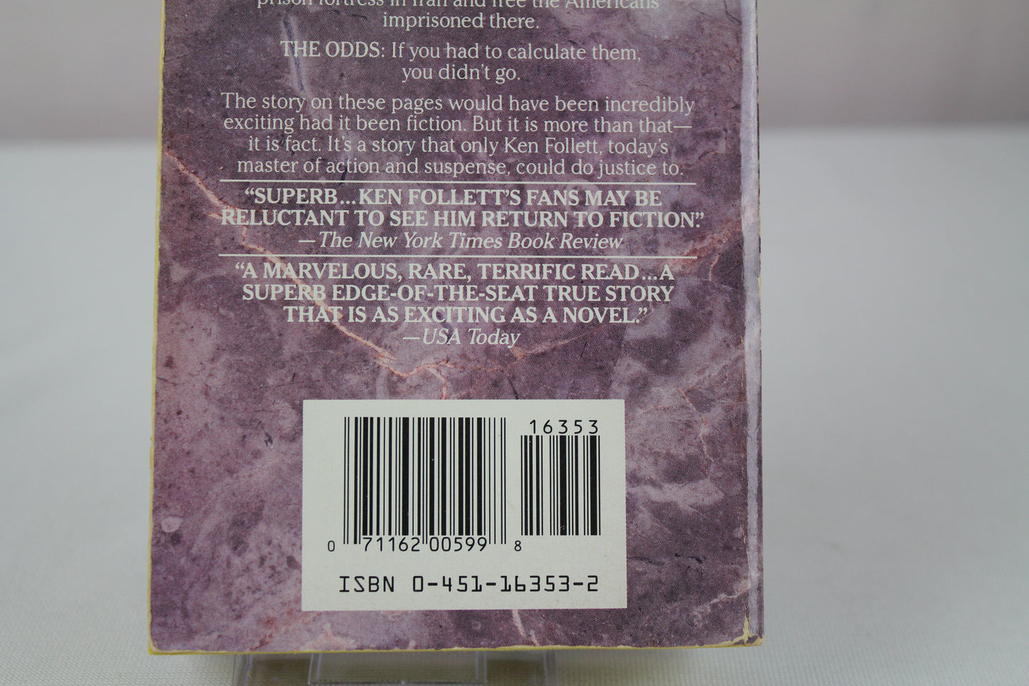 On Wings of Eagles by Ken Follett