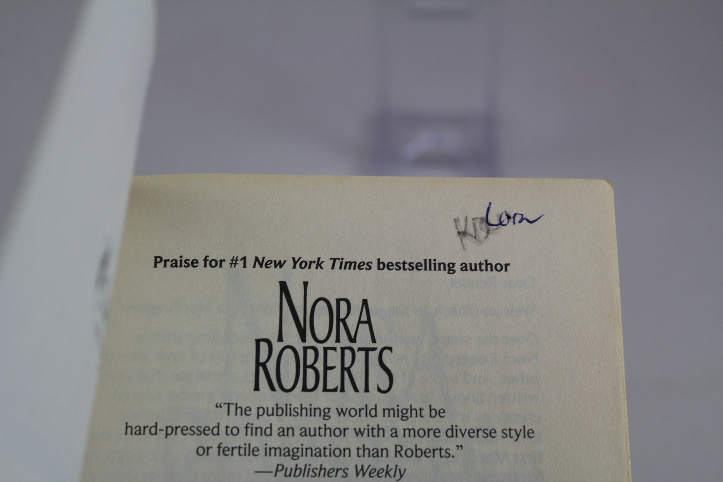 The MacGregors: Alan & Grant: All The PossibilitiesOne Man's Art by Nora Roberts