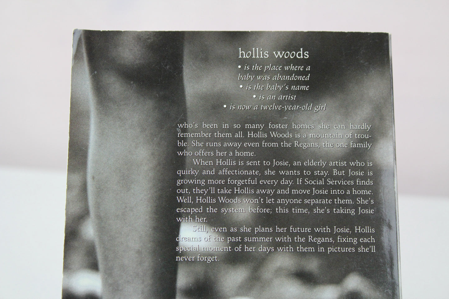 Pictures of Hollis Woods by Patricia Reilly Giff