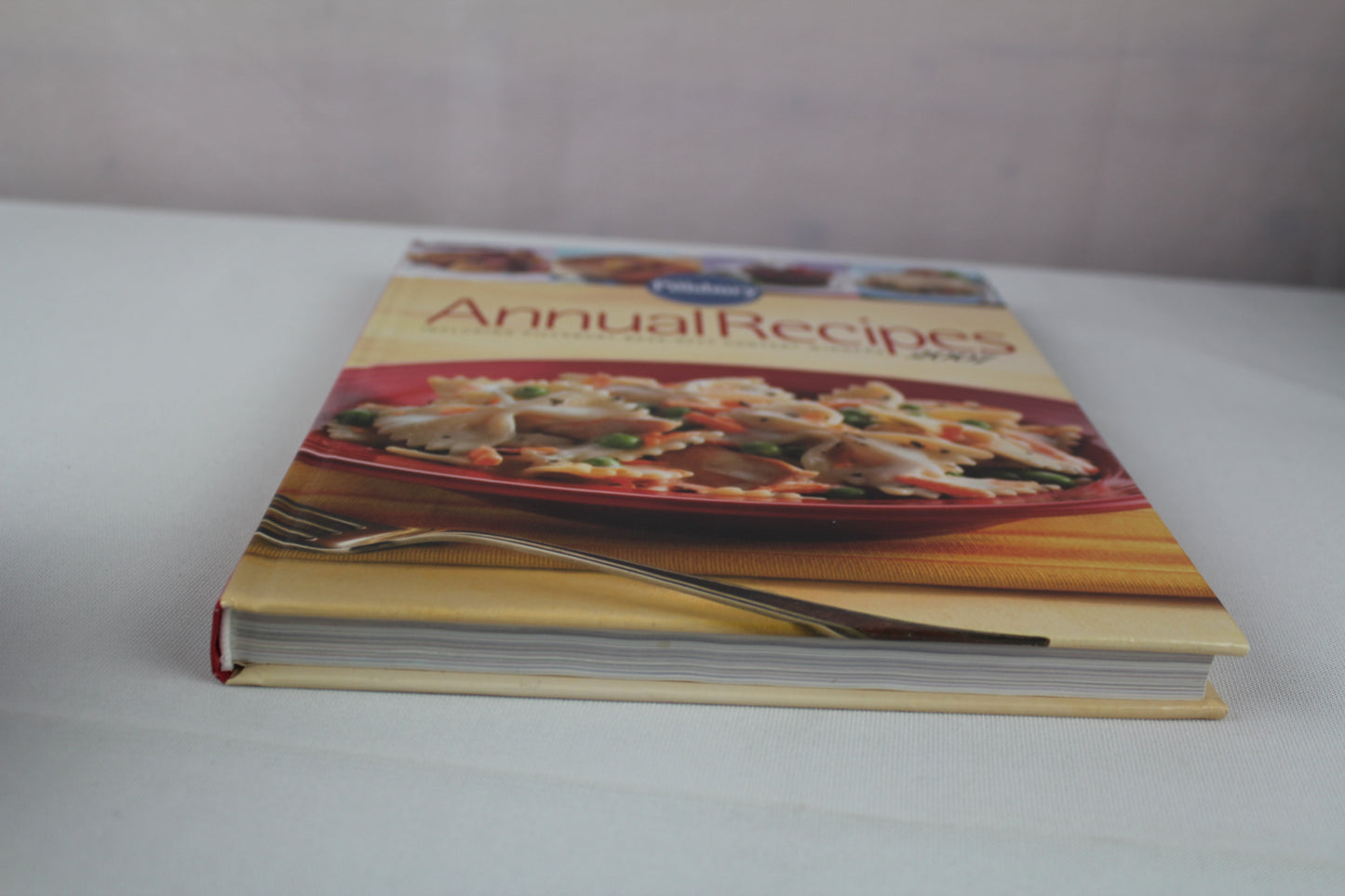 Pillsbury Annual Recipes 2007 by Lois Pillsbury editors & Tlusty