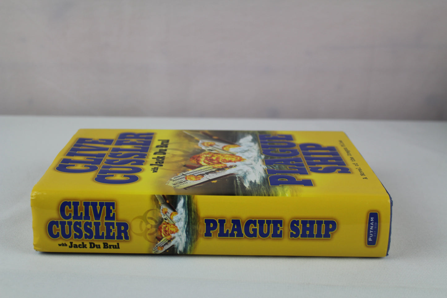 Plague Ship (The Oregon Files) by Clive Cussler, Jack Du Brul