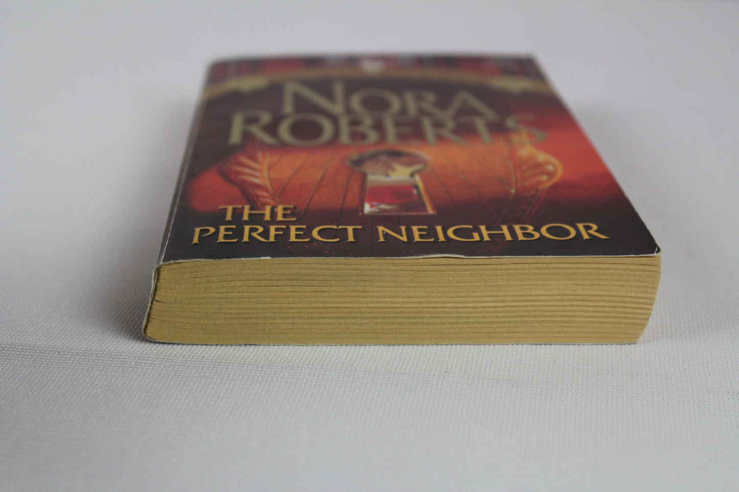 The Perfect Neighbor (The Macgregors) by Nora Roberts