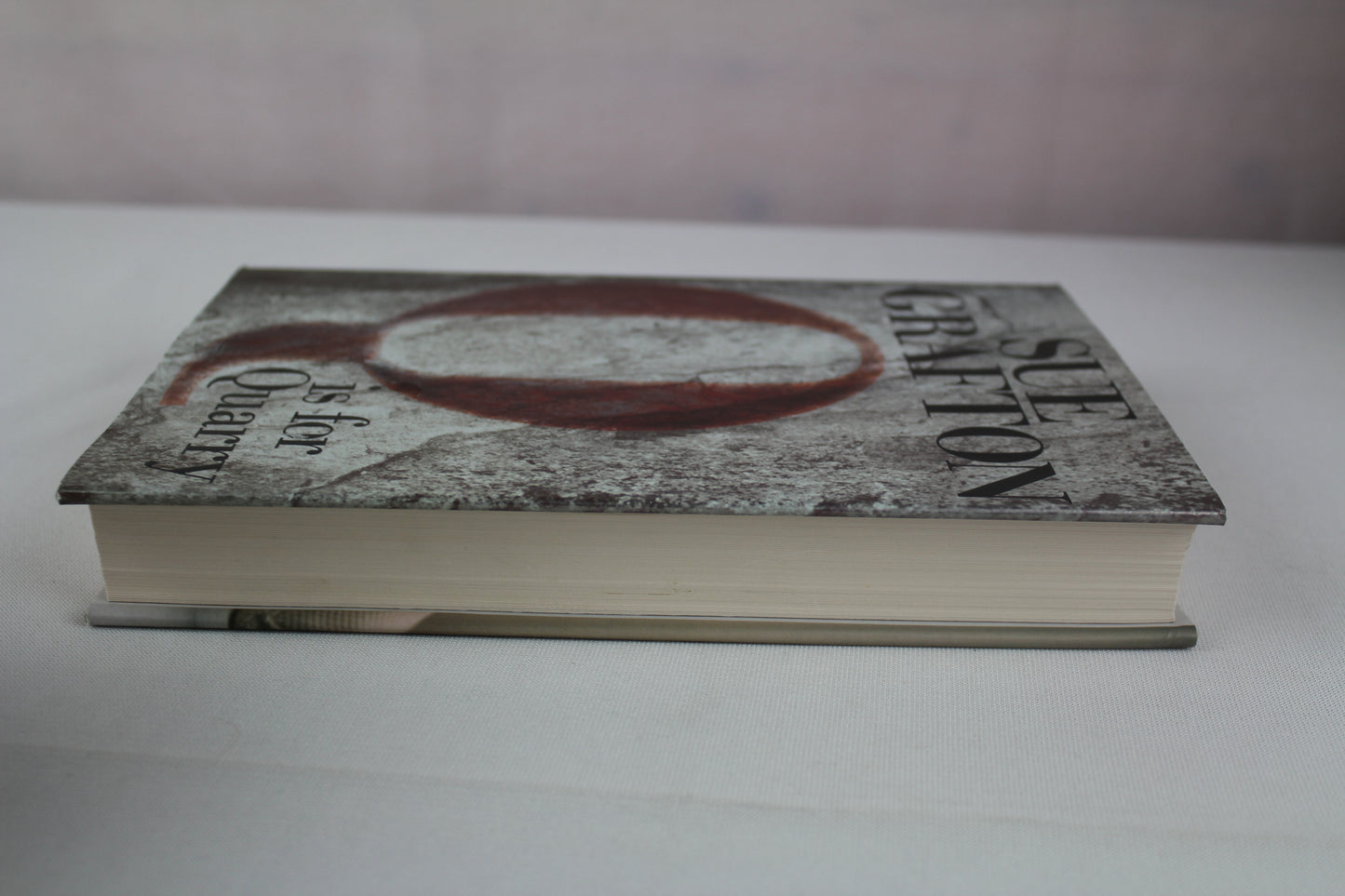 Q is for Quarry: A Kinsey Millhone Novel by Sue Grafton