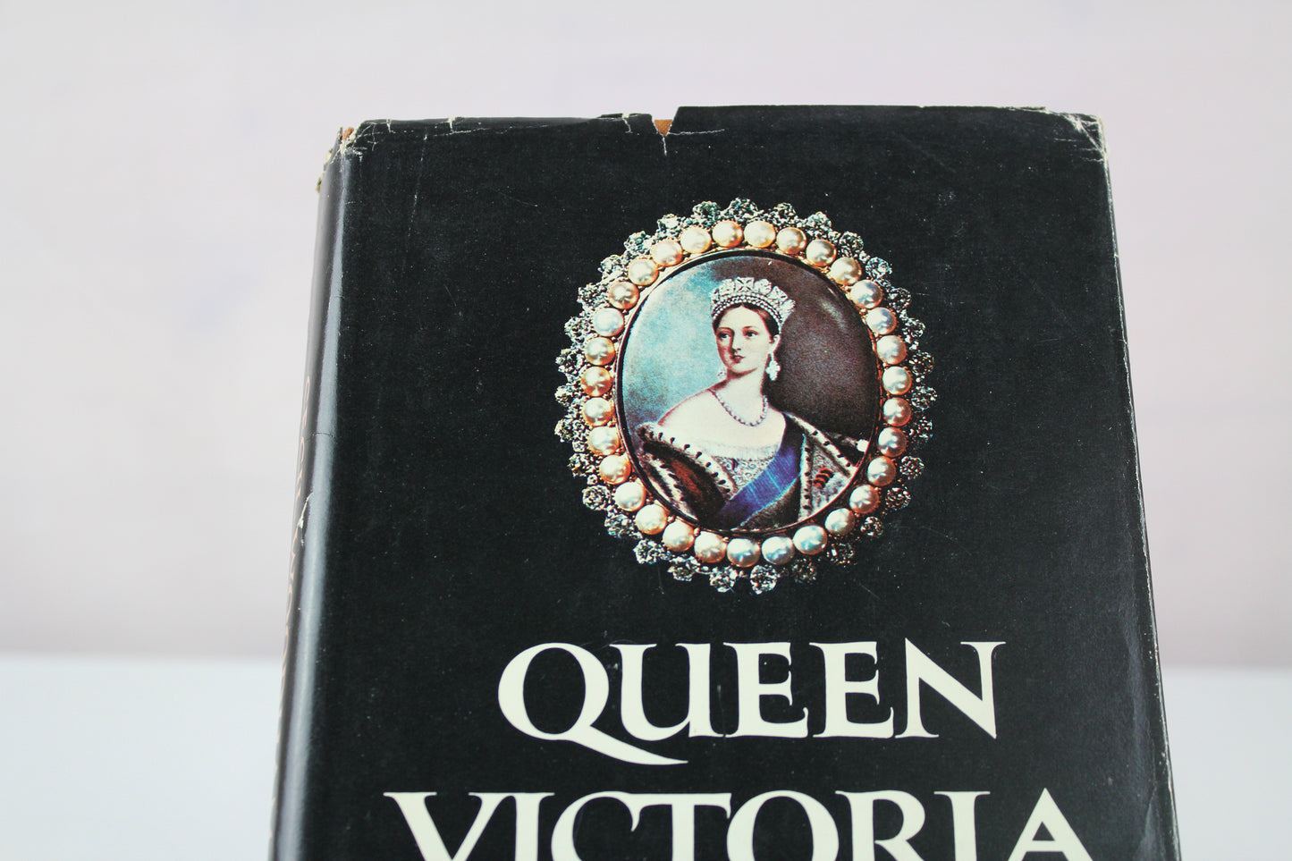 Queen Victoria: From Her Birth to the Death of Prince Consort by Cecil Woodham-Smith