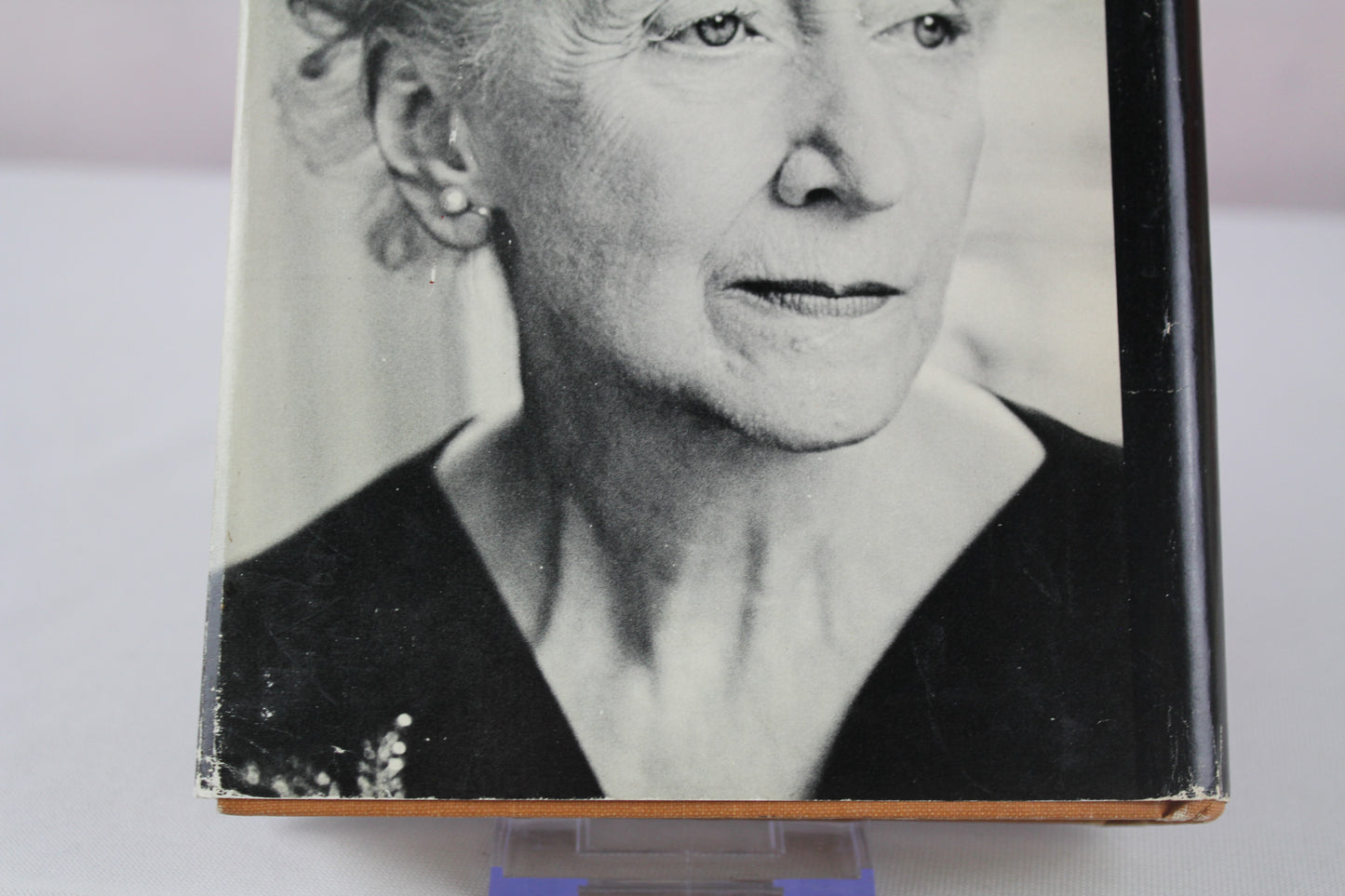 Queen Victoria: From Her Birth to the Death of Prince Consort by Cecil Woodham-Smith