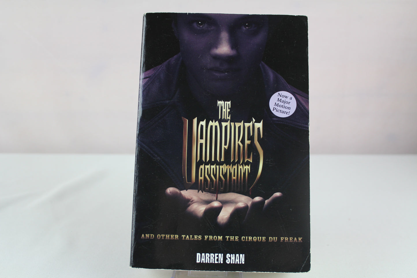 The Vampire's Assistant and Other Tales from the Cirque Du Freak (The Saga of Darren Shan) by Darren Shan