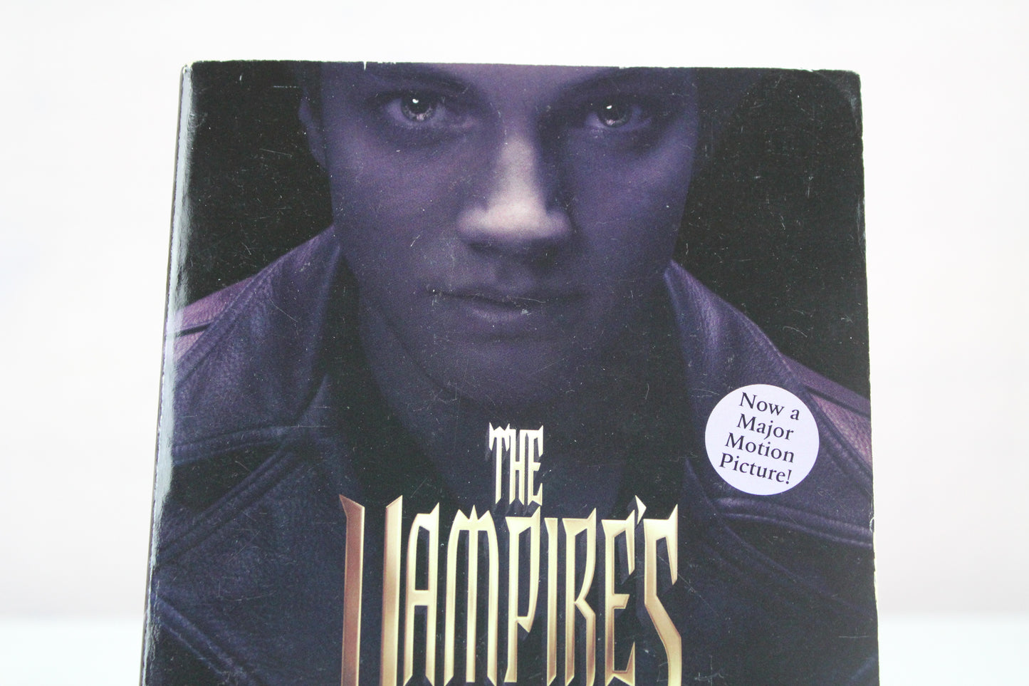 The Vampire's Assistant and Other Tales from the Cirque Du Freak (The Saga of Darren Shan) by Darren Shan