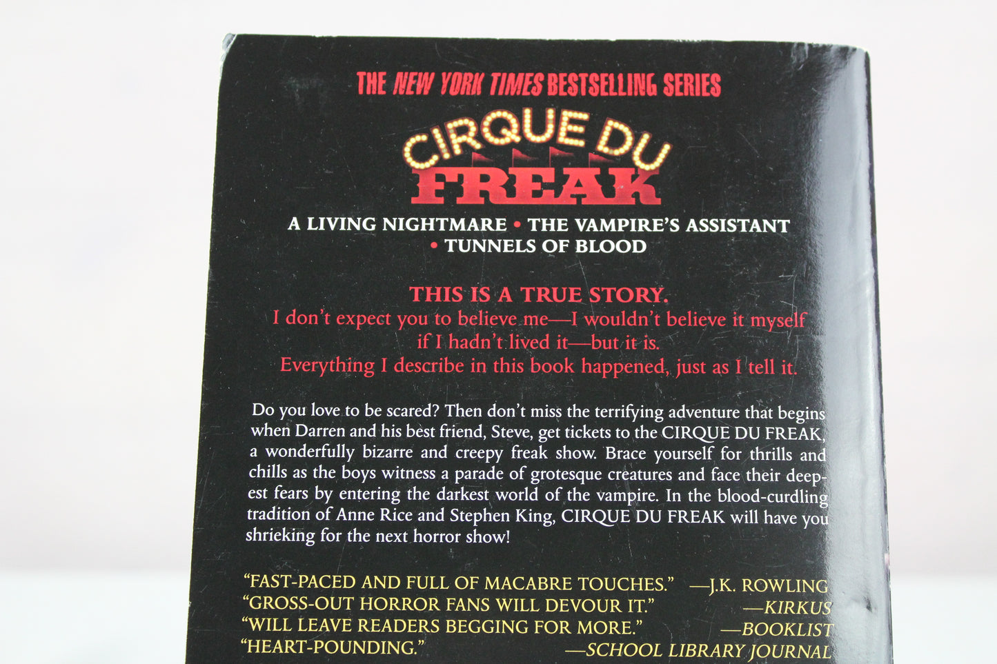 The Vampire's Assistant and Other Tales from the Cirque Du Freak (The Saga of Darren Shan) by Darren Shan