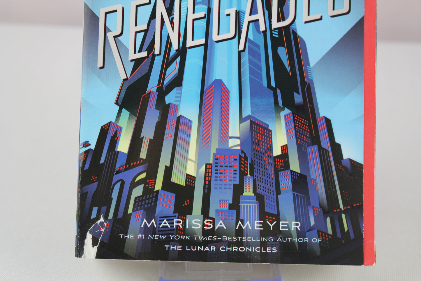 Renegades (Renegades, 1) by Marissa Meyer
