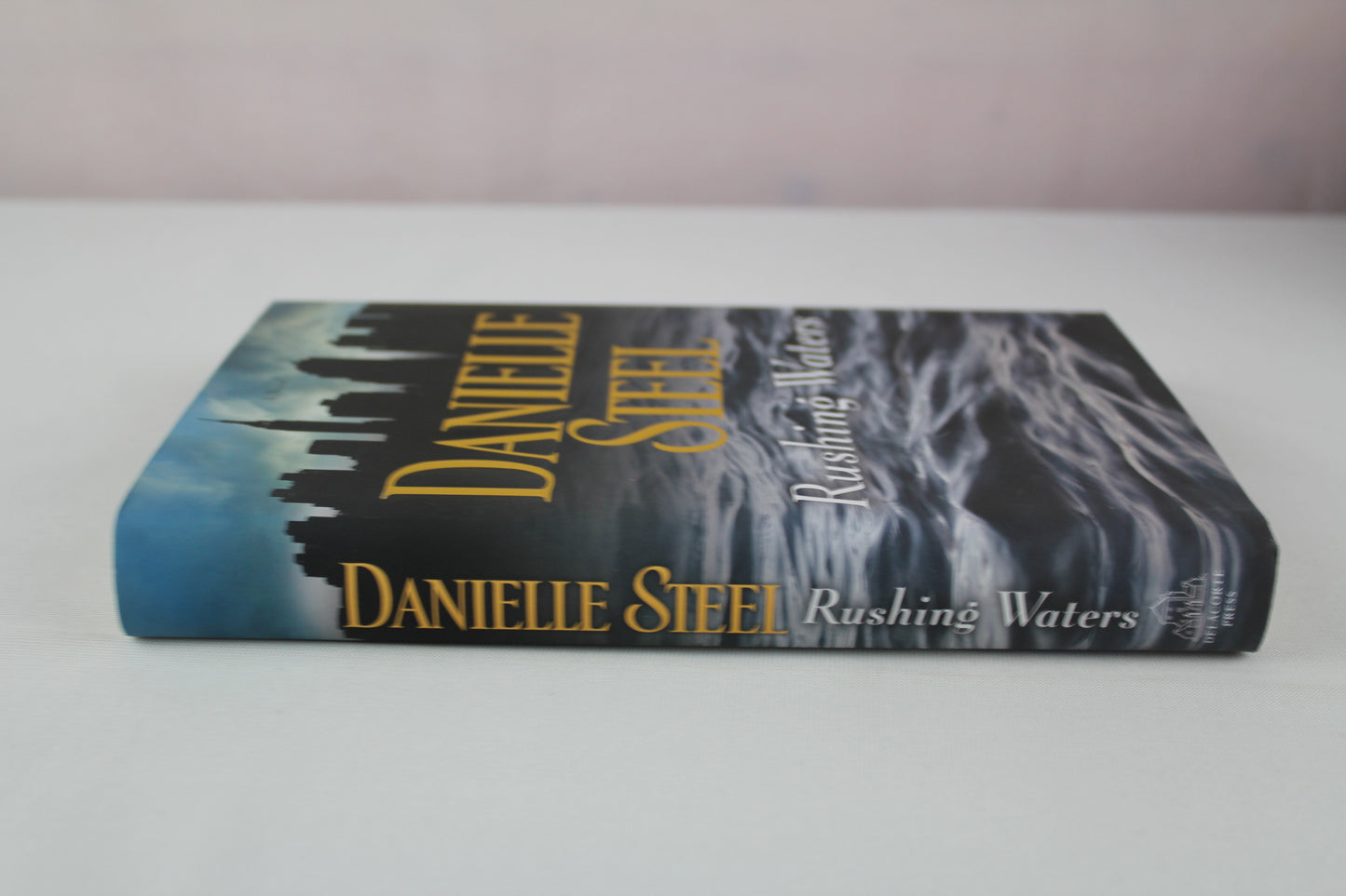 Rushing Waters by Danielle Steel
