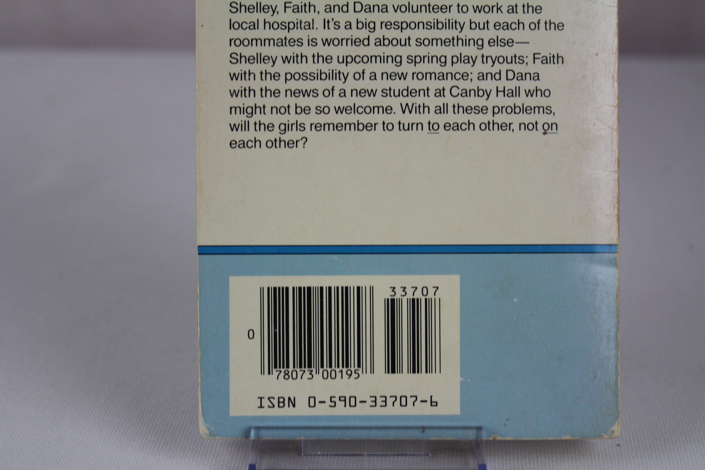 What's a Girl to Do? (The Girls of Canby Hall, No. 14) by Emily Chase