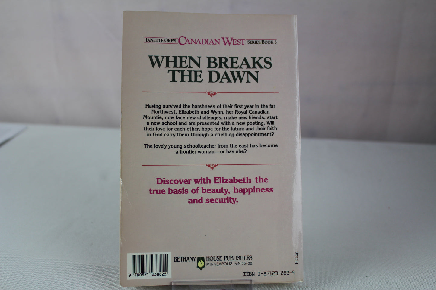 When Breaks the Dawn (Canadian West) by Janette Oke