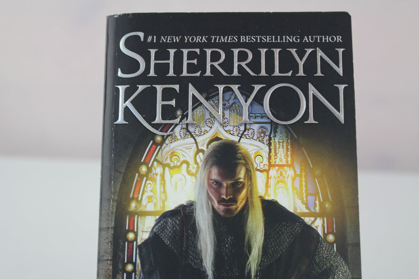 Shadow Fallen: A Dream-Hunter by Sherrilyn Kenyon