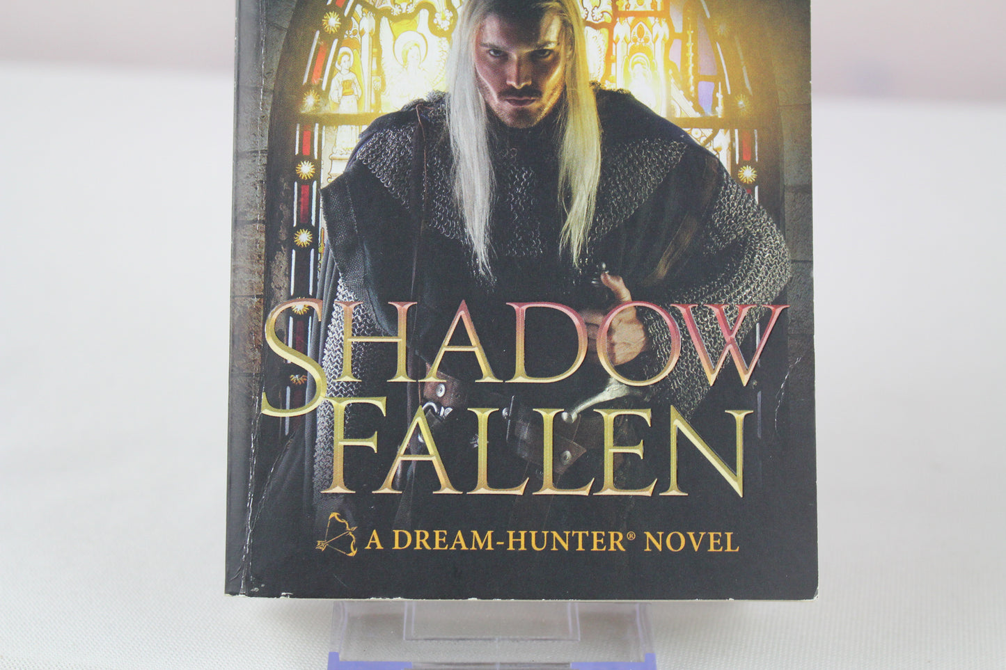 Shadow Fallen: A Dream-Hunter by Sherrilyn Kenyon