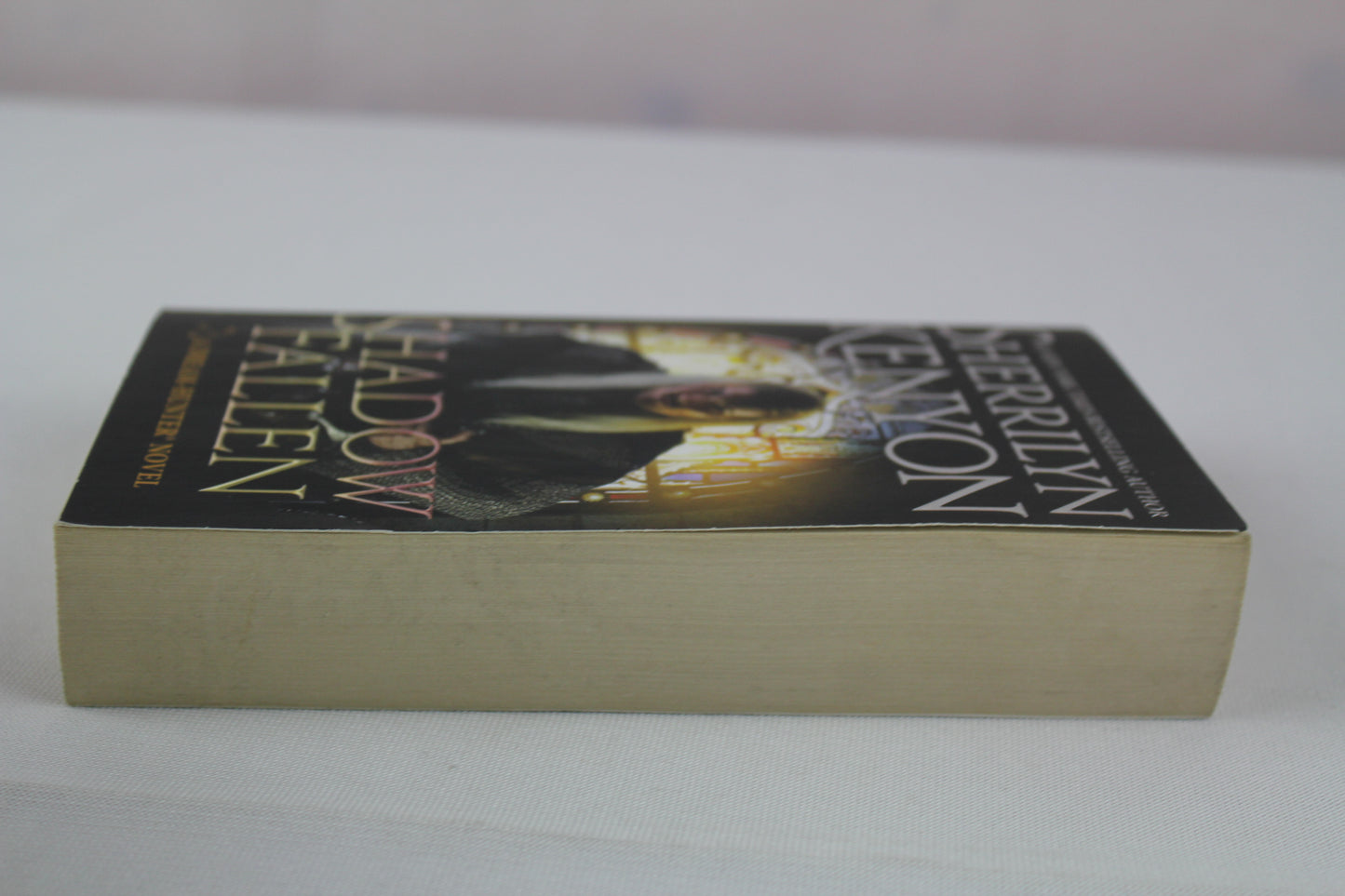 Shadow Fallen: A Dream-Hunter by Sherrilyn Kenyon