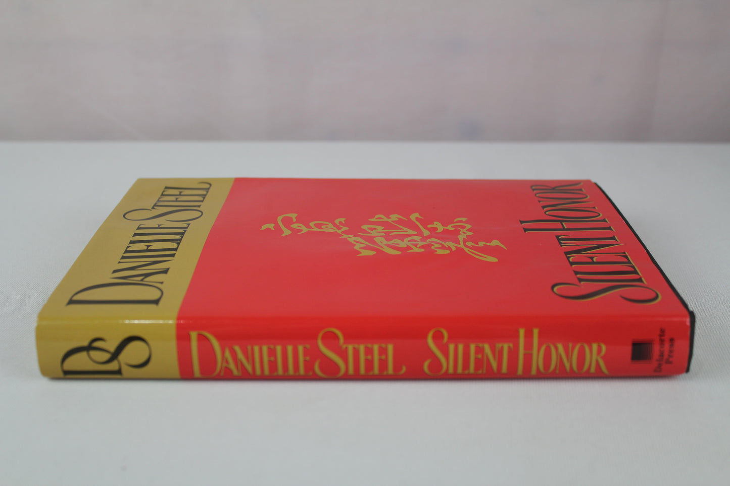 Silent Honor by Danielle Steel