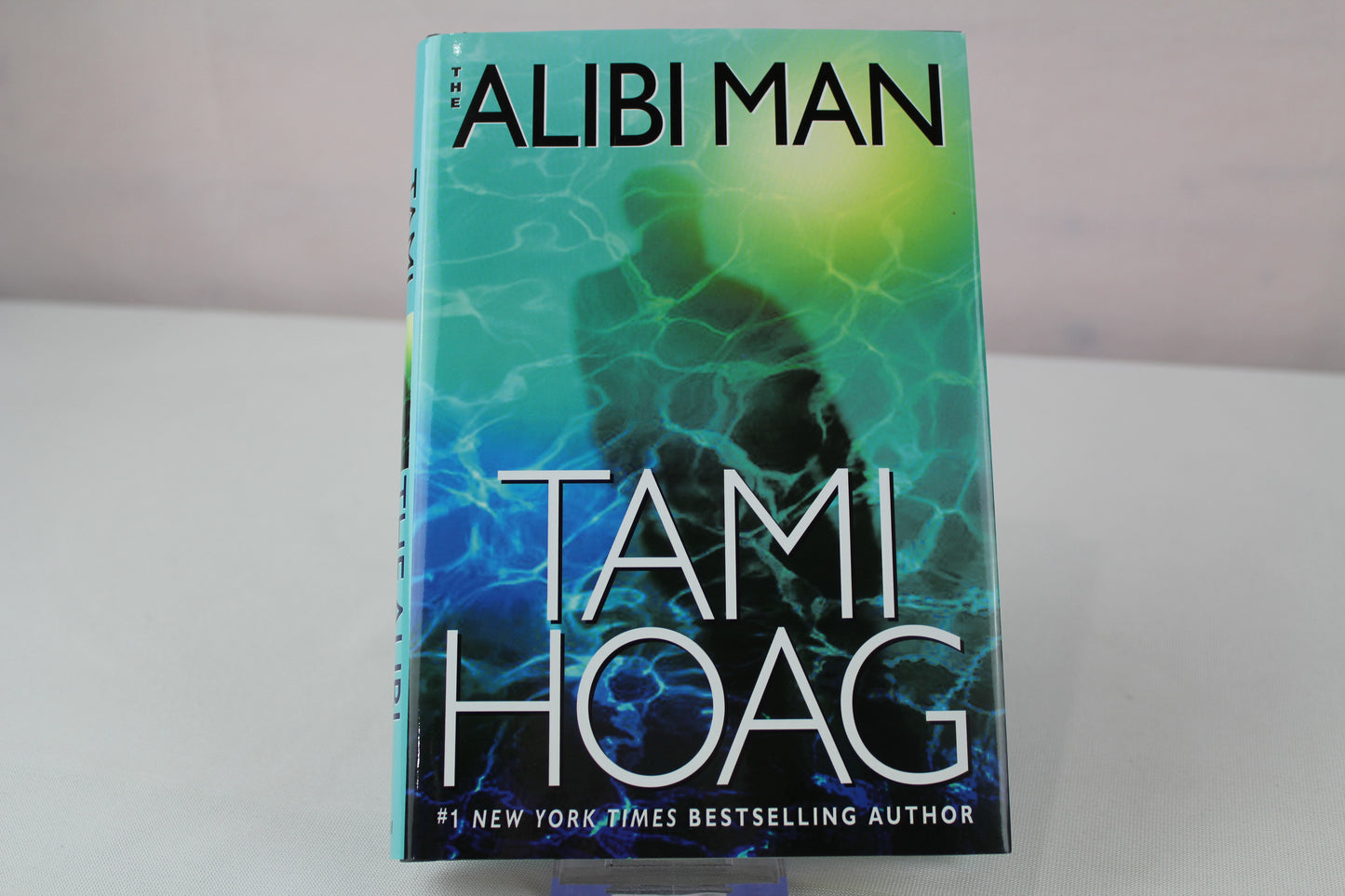 The Alibi Man by Tami Hoag