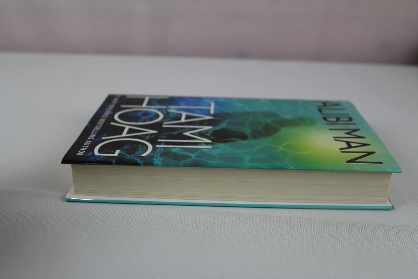 The Alibi Man by Tami Hoag