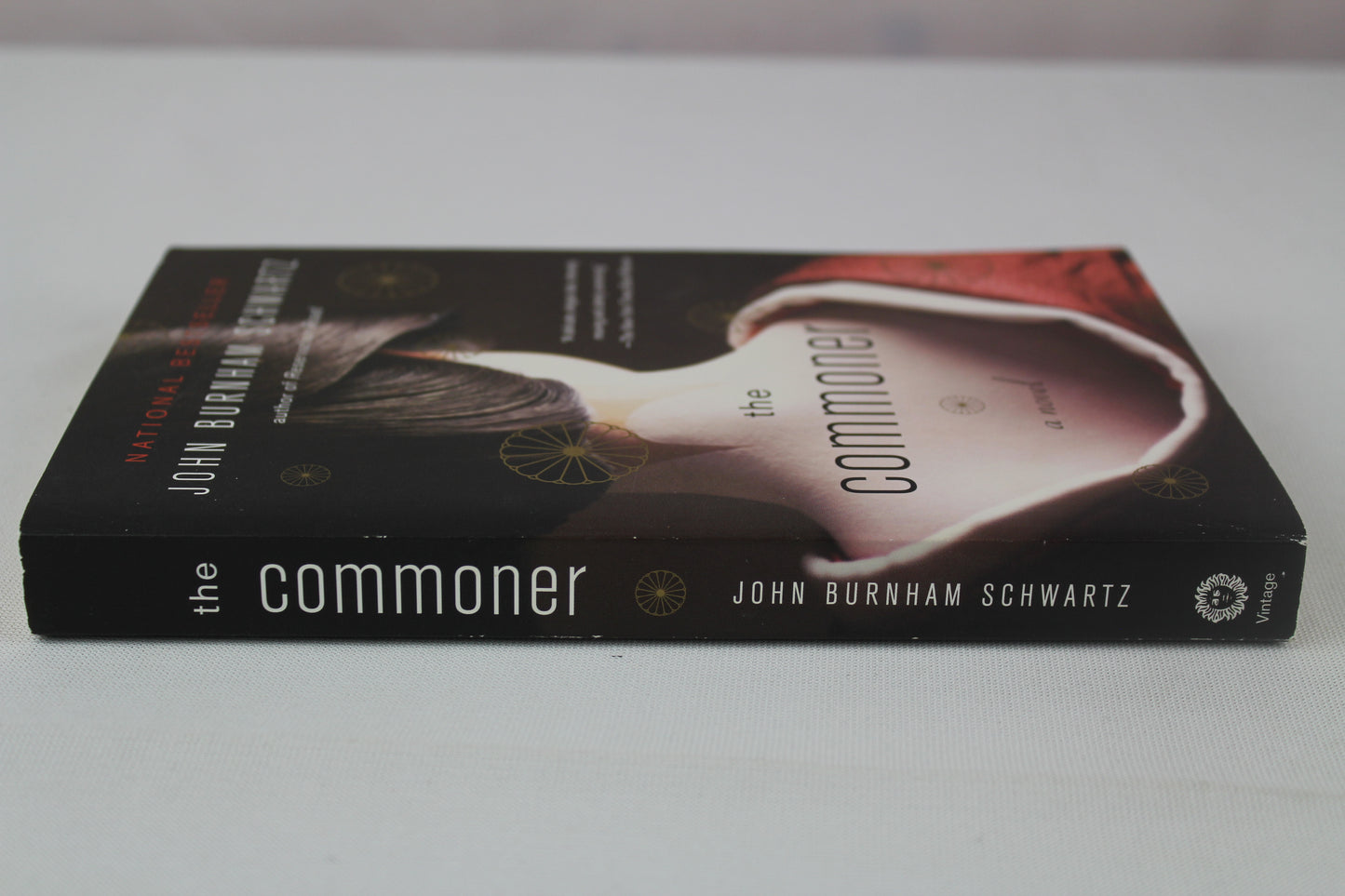 The Commoner: A Novel (Vintage Contemporaries) by John Burnham Schwartz