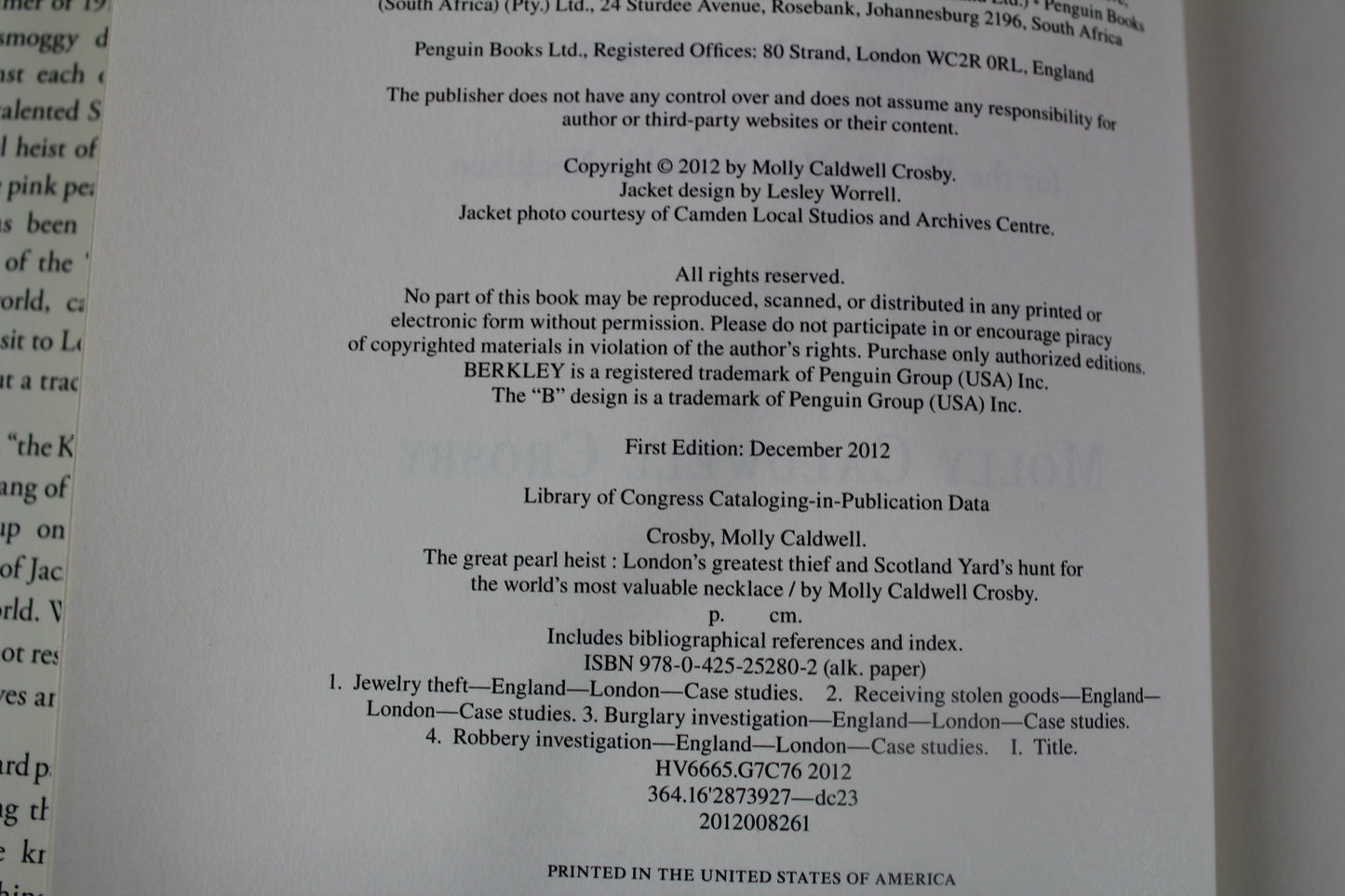 The Great Pearl Heist: London's Greatest Thief and Scotland Yard's Hunt for the World's Most Valuable N ecklace by Molly Caldwell Crosby