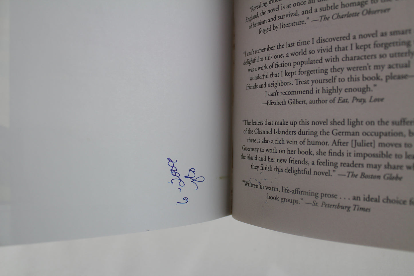 The Guernsey Literary and Potato Peel Pie Society by Mary Ann Shaffer, Annie Barrows