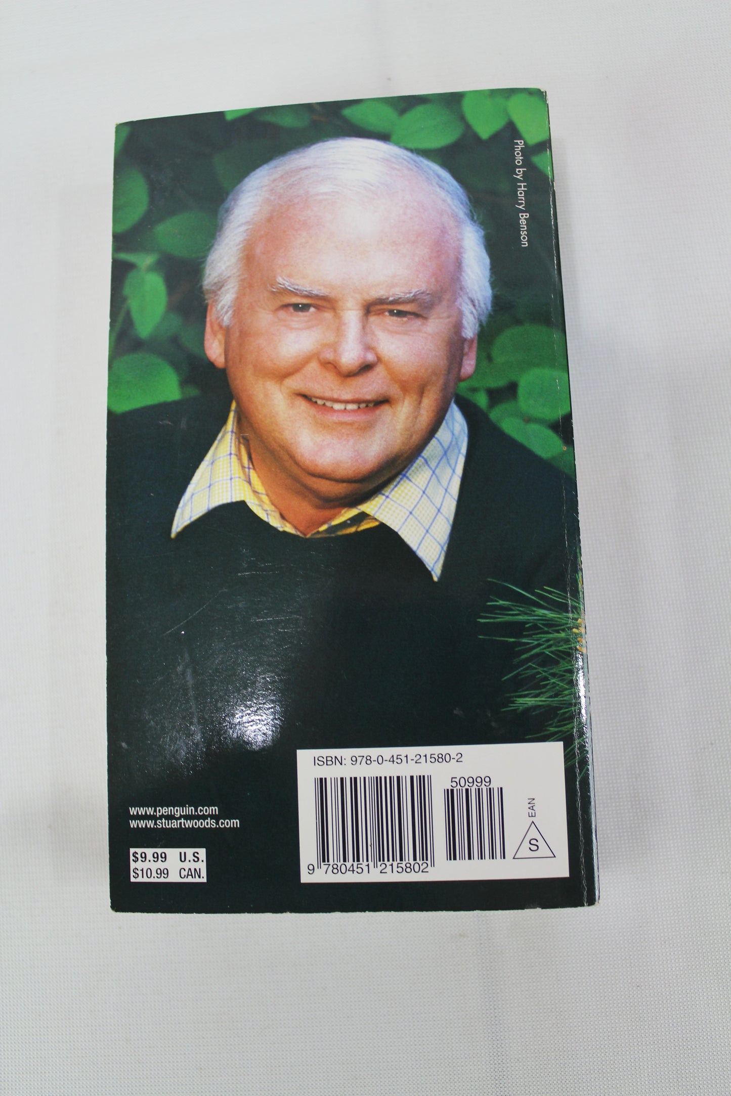 Chiefs by Stuart Woods