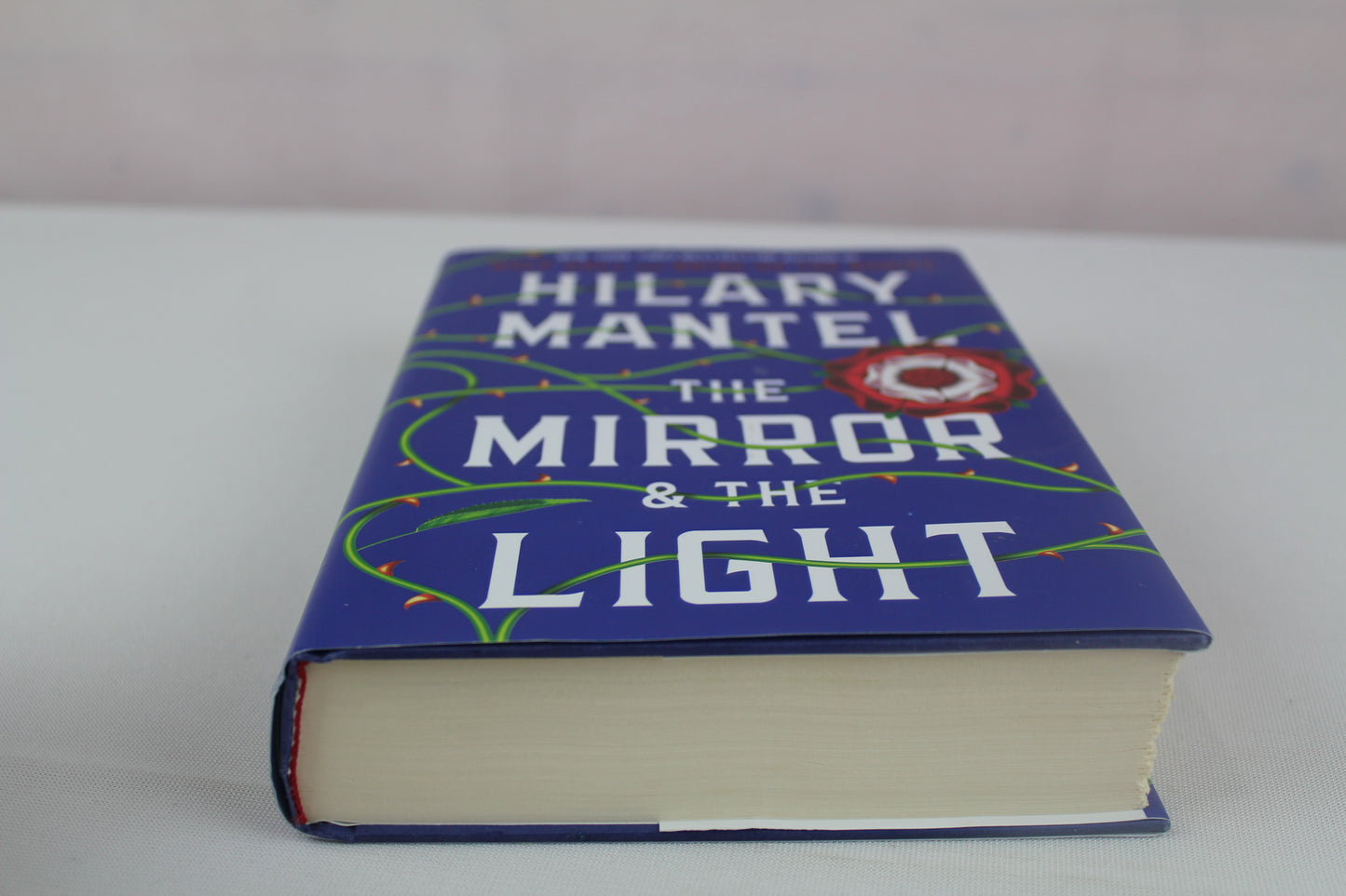 The Mirror and the Light (International Edition) by Hilary Mantel