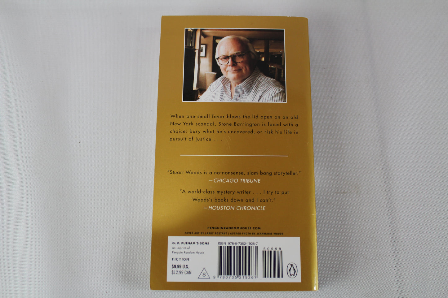 A Delicate Touch (A Stone Barrington Novel) by Stuart Woods