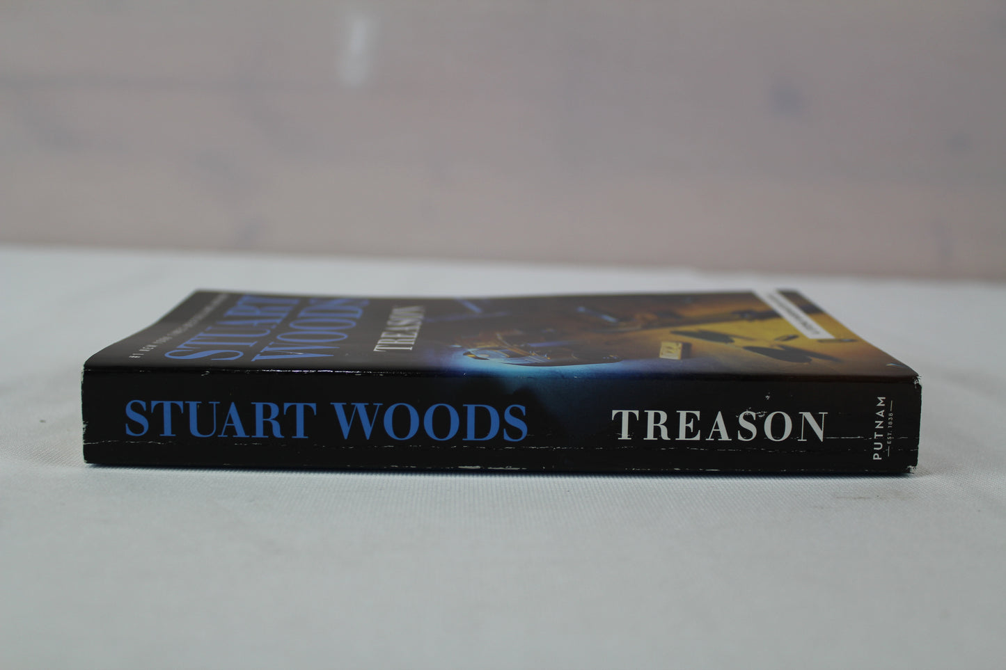 Treason (A Stone Barrington Novel) by Stuart Woods