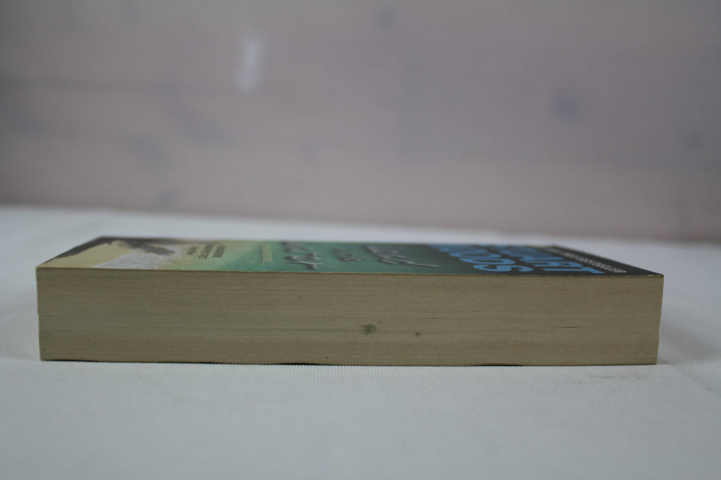 Dead in the Water: A Novel (Stone Barrington, 3) by Stuart Woods