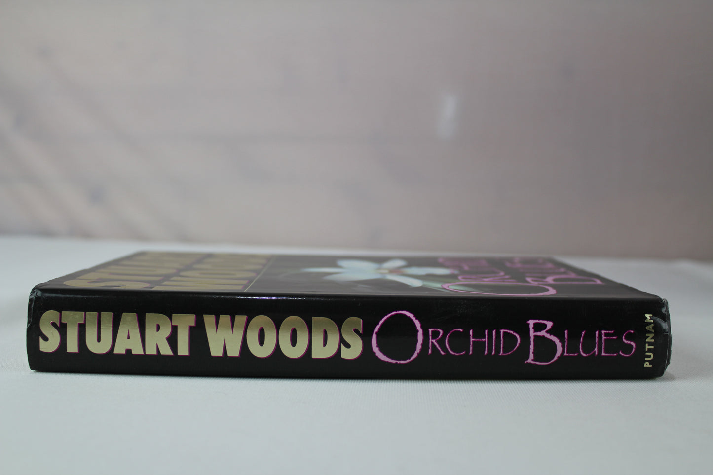 Orchid Blues (Holly Barker Novels) by Stuart Woods