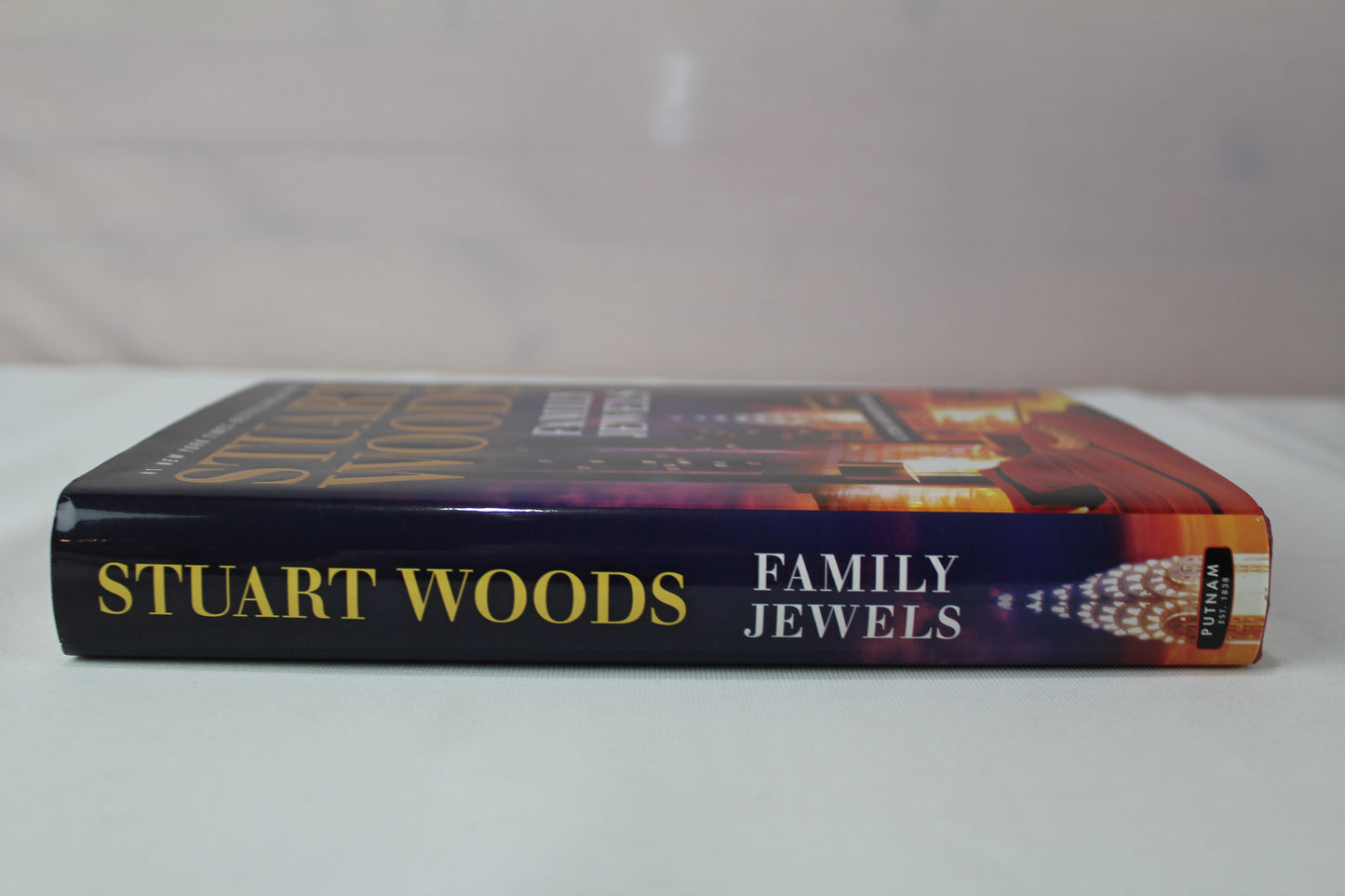 Family Jewels (A Stone Barrington Novel) by Stuart Woods