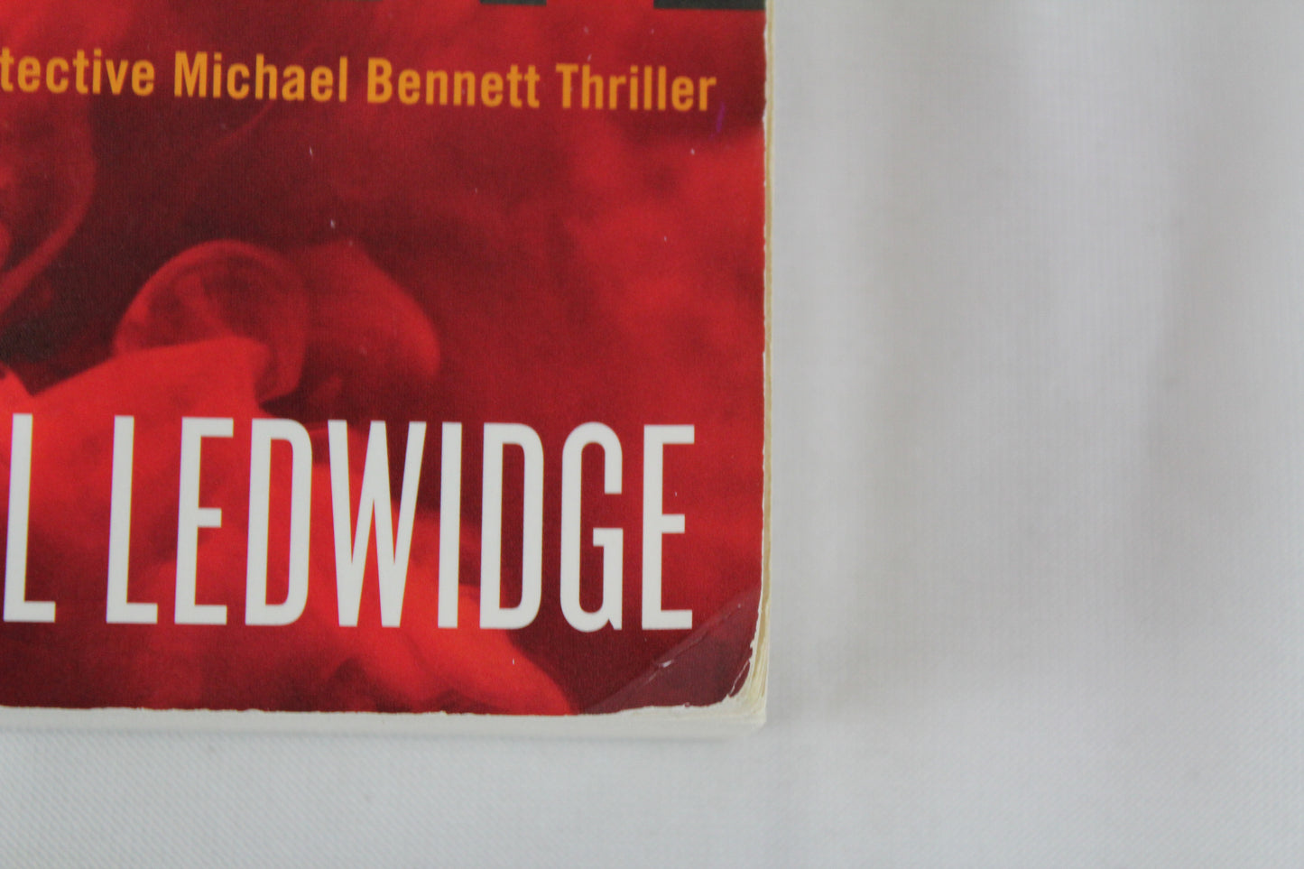 Alert (A Michael Bennett Thriller, 8) by James Patterson