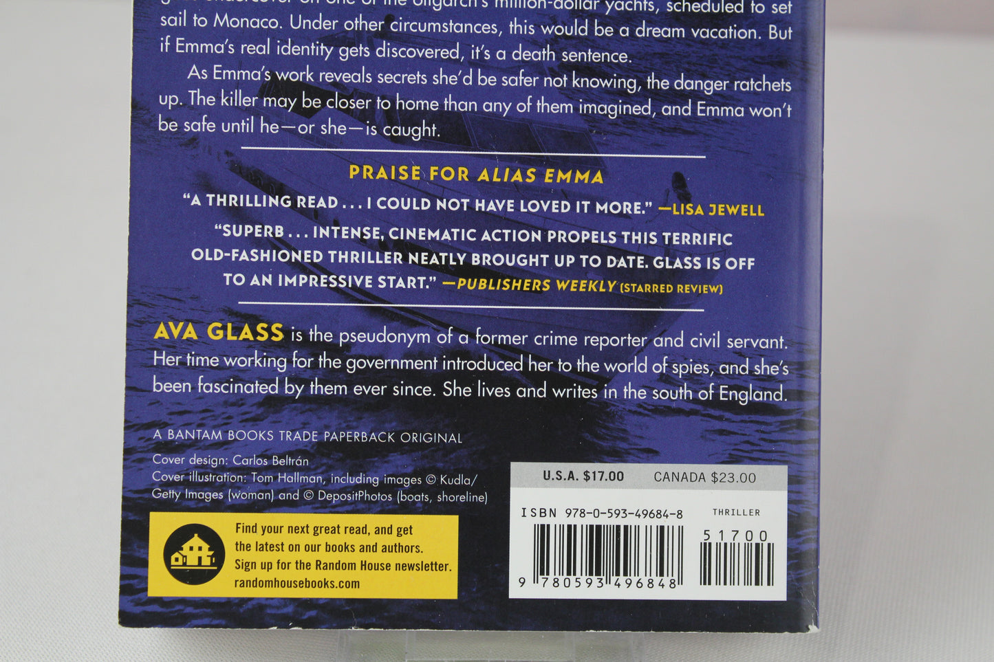 The Traitor: A Novel (Alias Emma) by Ava Glass