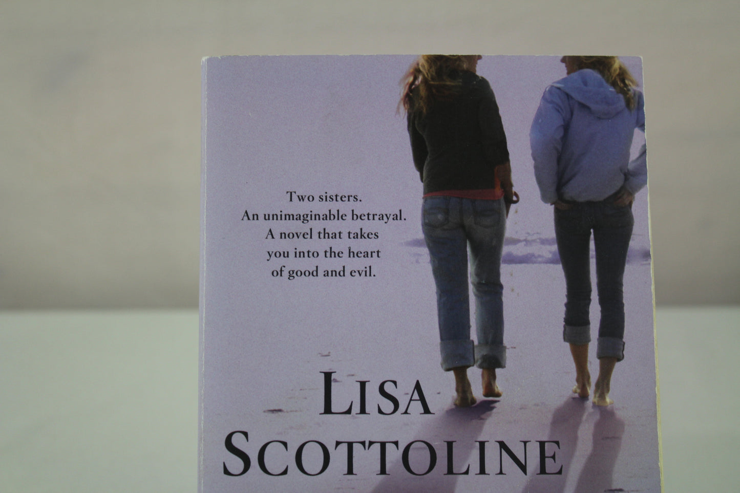 Think Twice (Rosato & Associates) by Lisa Scottoline