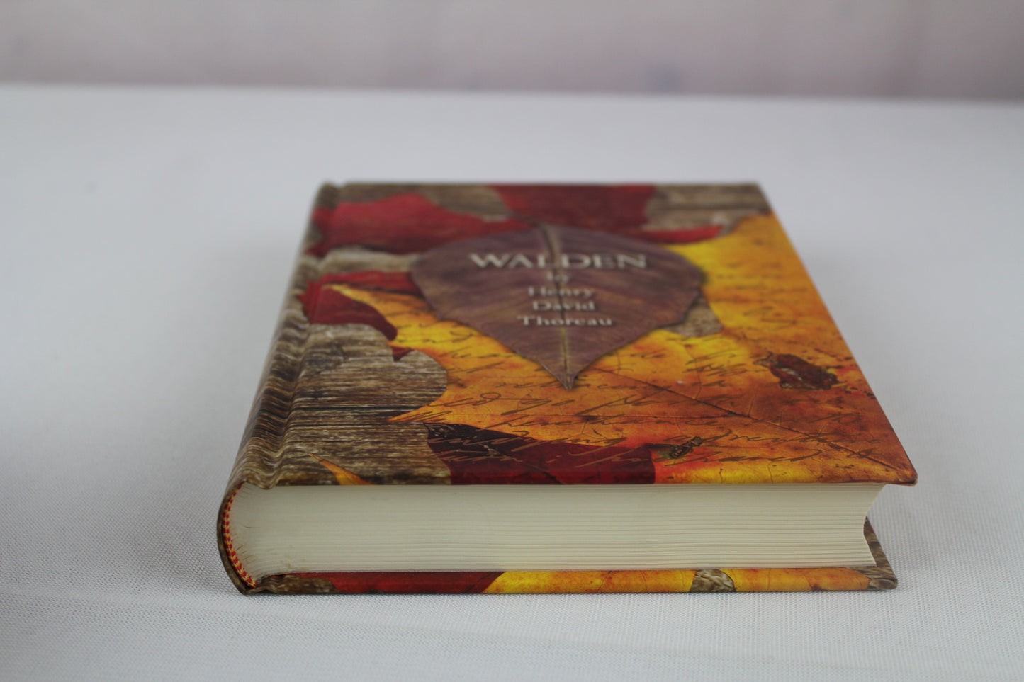 Walden (Fall River Press Edition) [Hardcover] by Henry David Thoreau by Henry David Thoreau (2008) Hardcover by Henry David Thoreau