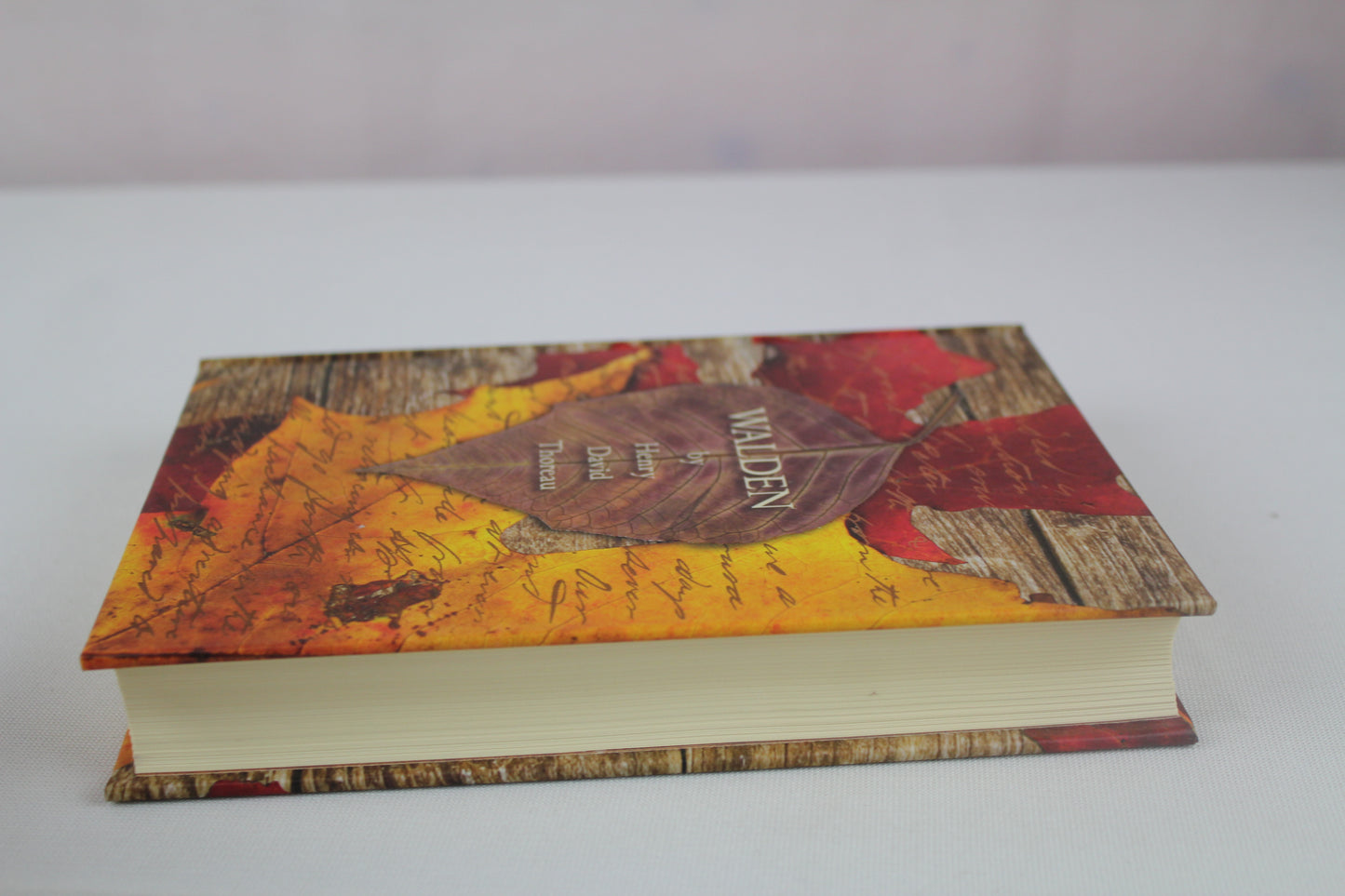 Walden (Fall River Press Edition) [Hardcover] by Henry David Thoreau by Henry David Thoreau (2008) Hardcover by Henry David Thoreau