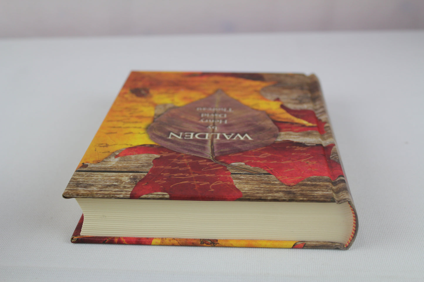 Walden (Fall River Press Edition) [Hardcover] by Henry David Thoreau by Henry David Thoreau (2008) Hardcover by Henry David Thoreau