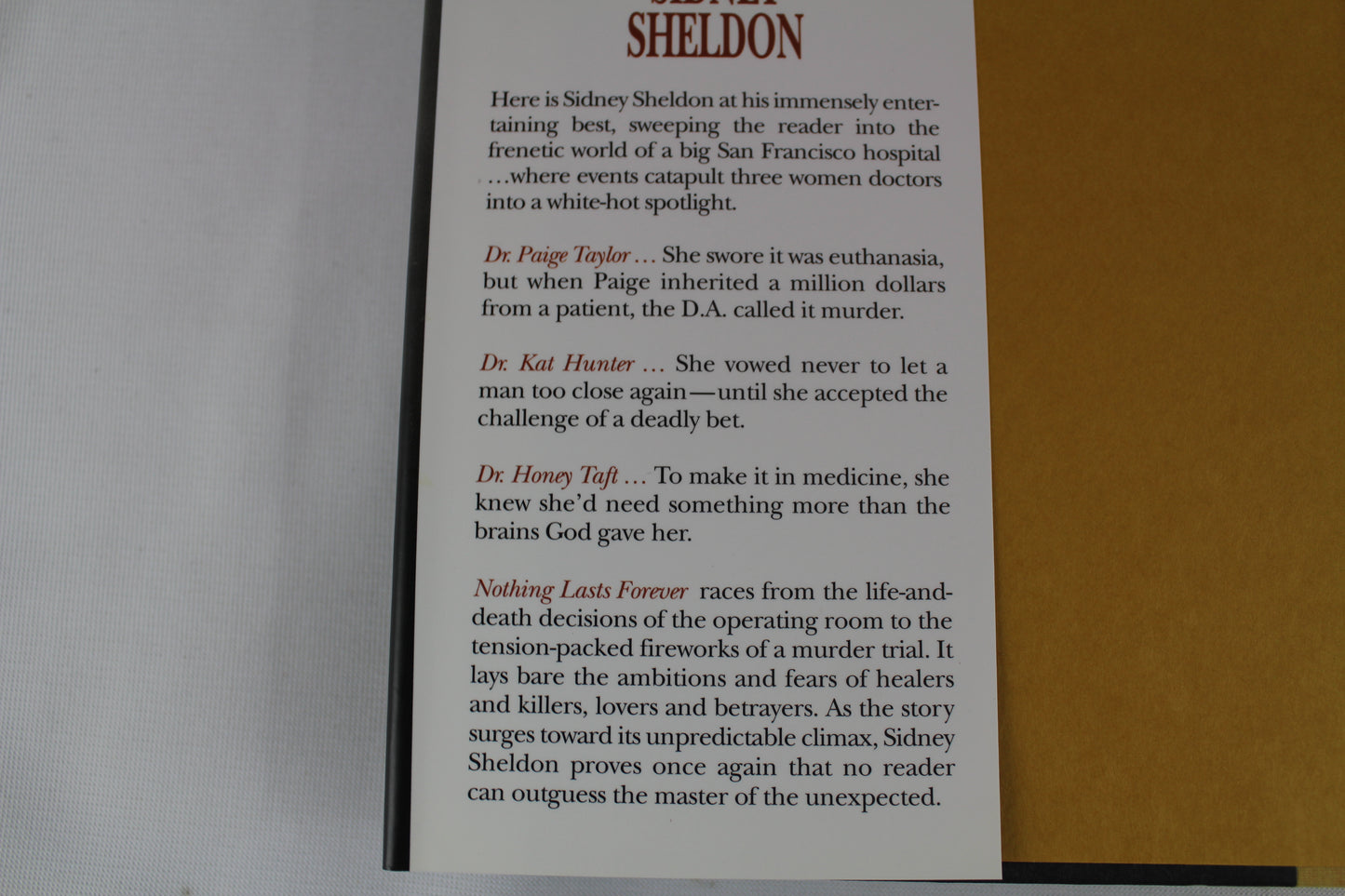 Nothing Lasts Forever by Sidney Sheldon