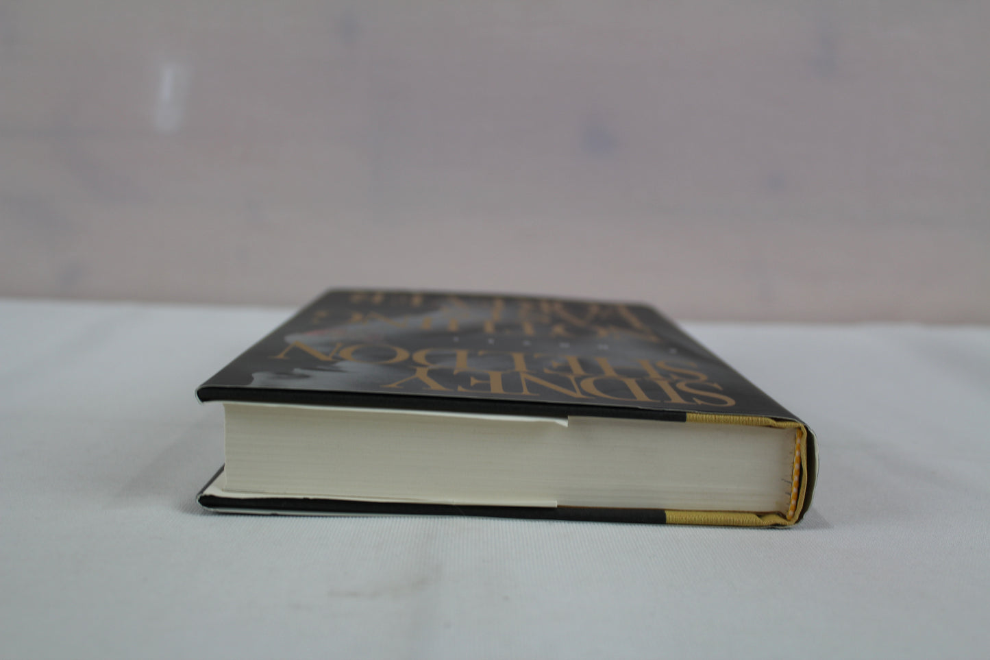Nothing Lasts Forever by Sidney Sheldon