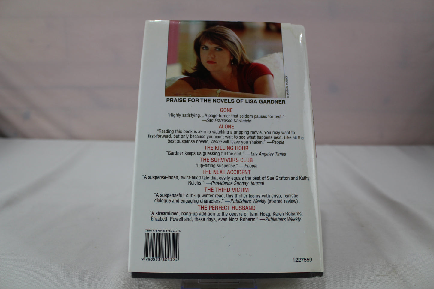 Hide by Lisa Gardner