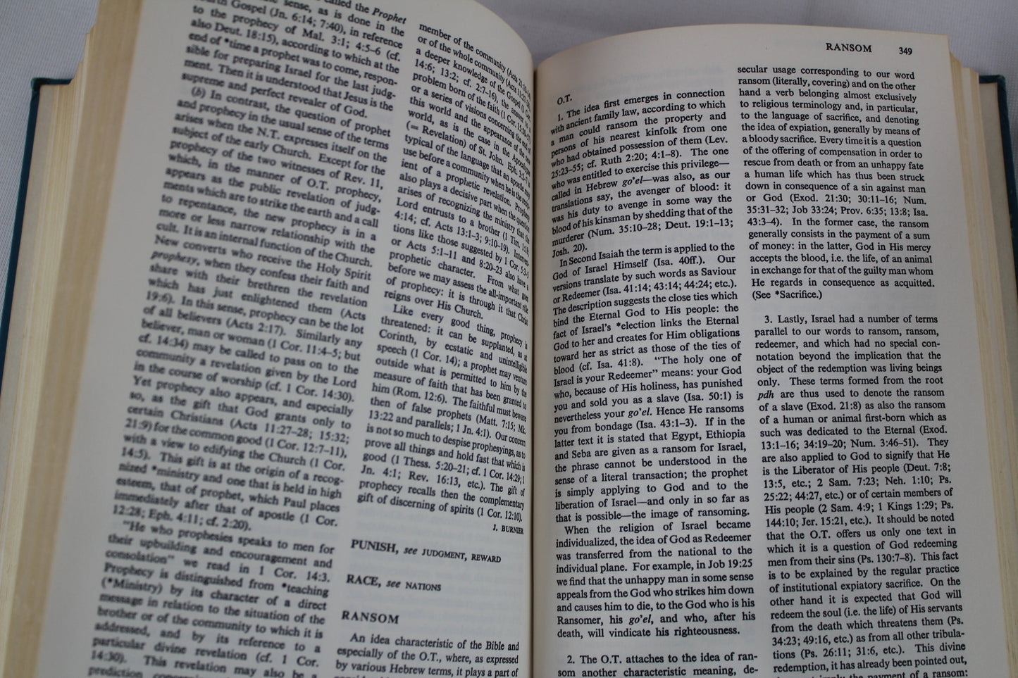A Companion to the Bible by Jean-jacques Von Allmen