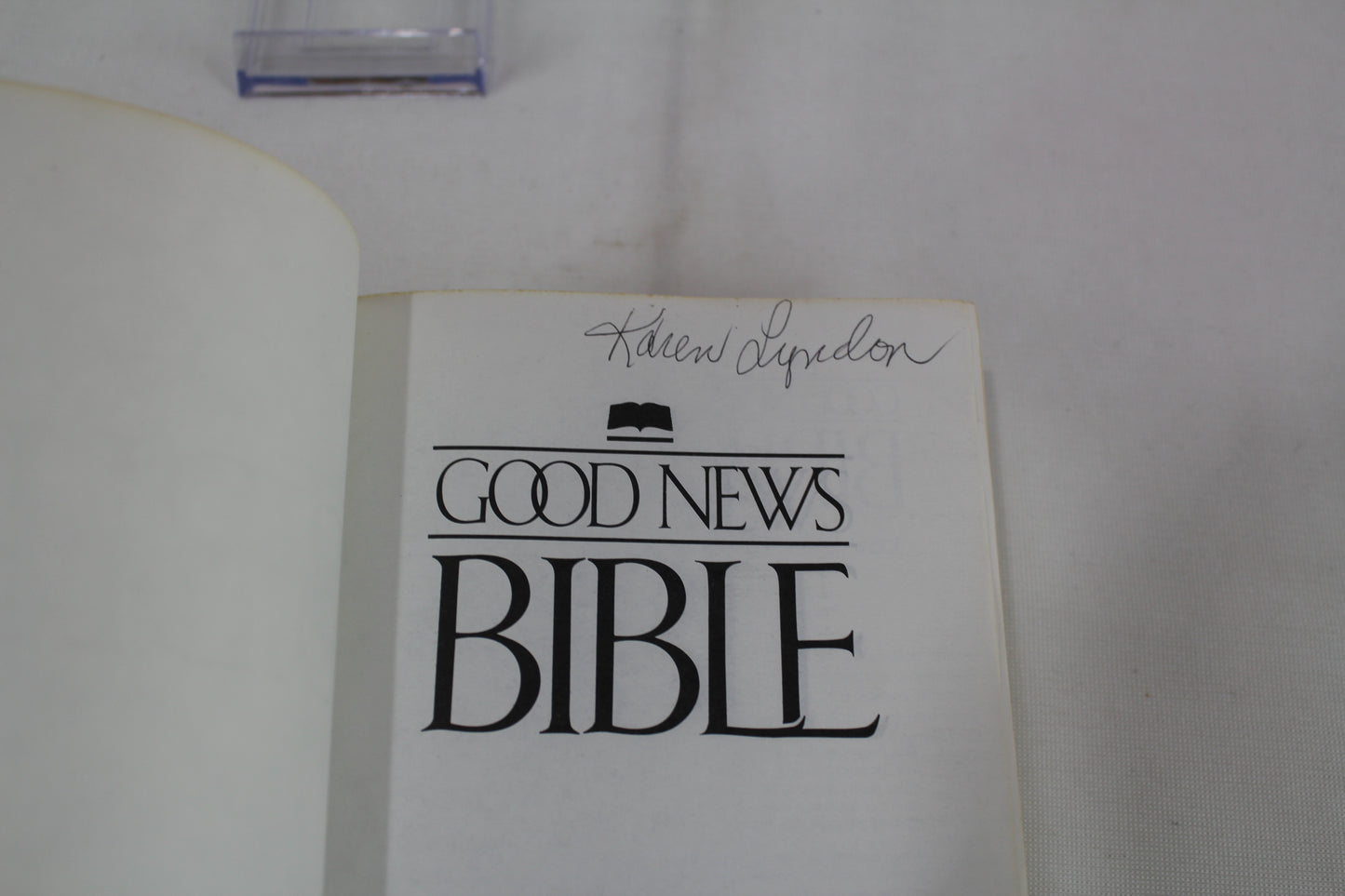 Good News Bible: English Version- Flex Burgundy by American Bible Society