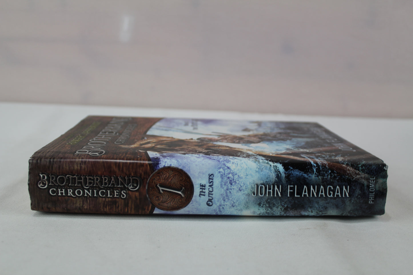 The Outcasts: Brotherband Chronicles, Book 1 (The Brotherband Chronicles) by John Flanagan