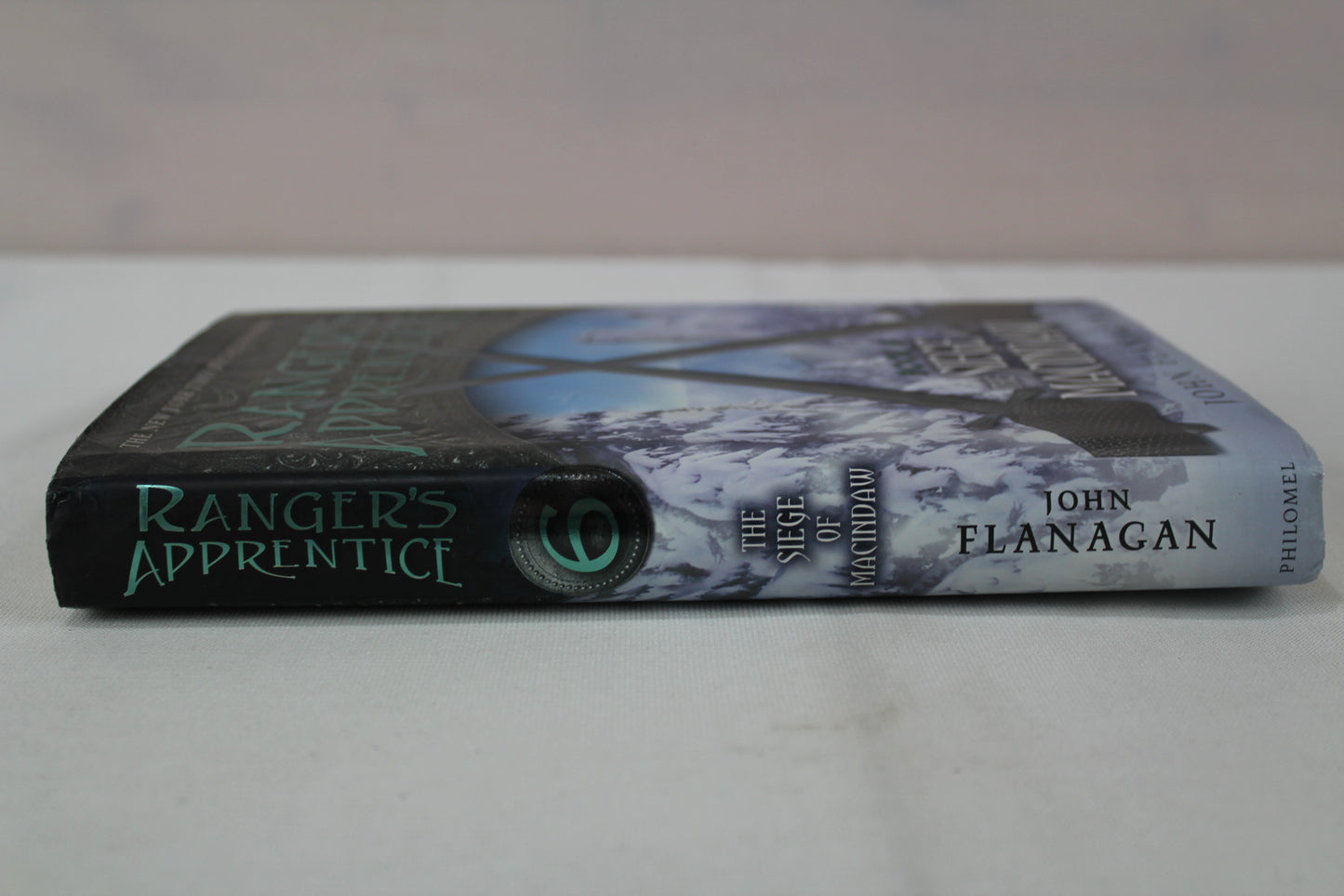 The Siege of Macindaw: Book Six (Ranger's Apprentice) by John Flanagan