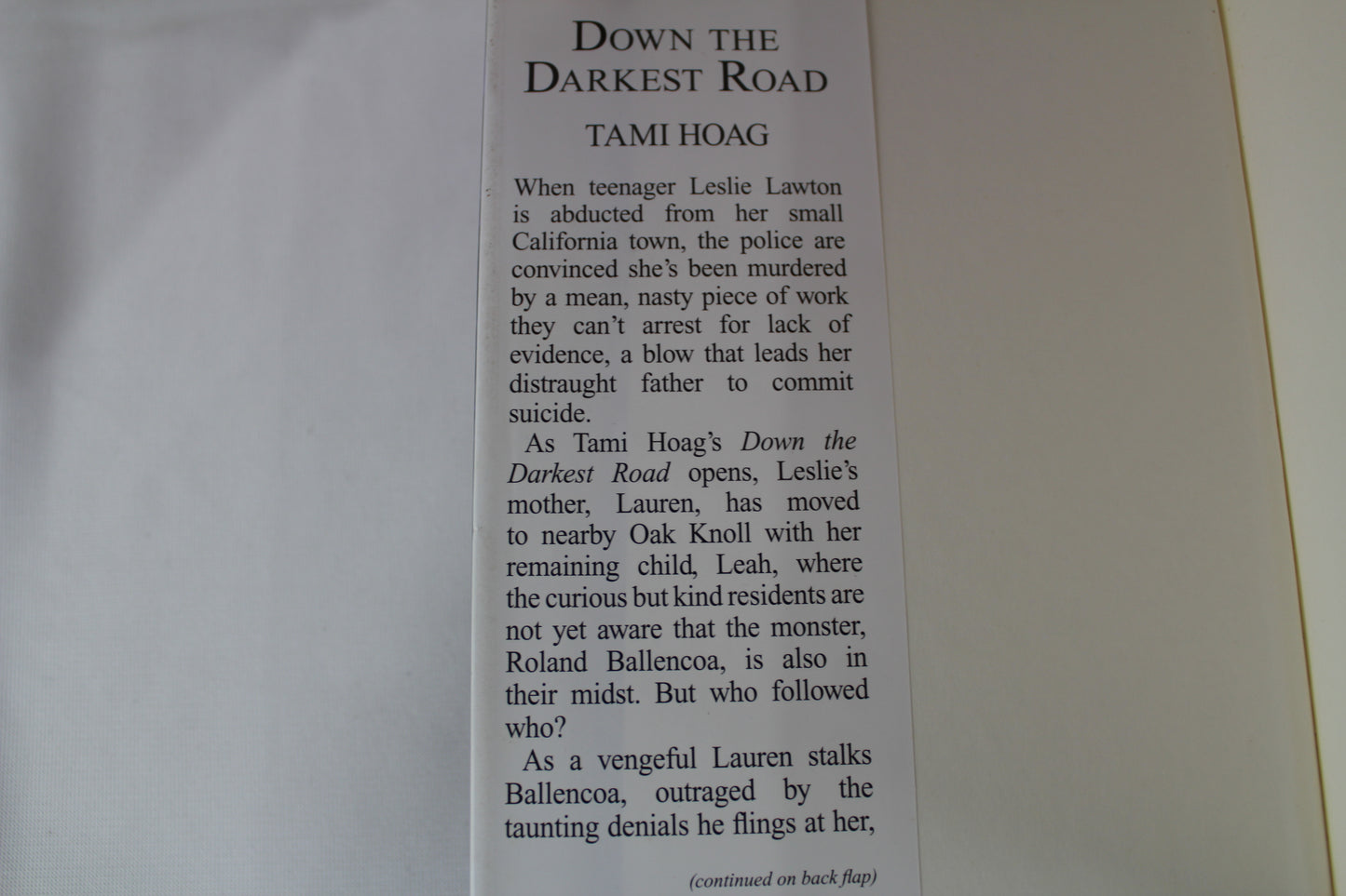 Down the Darkest Road by Tami Hoag [Large Print]