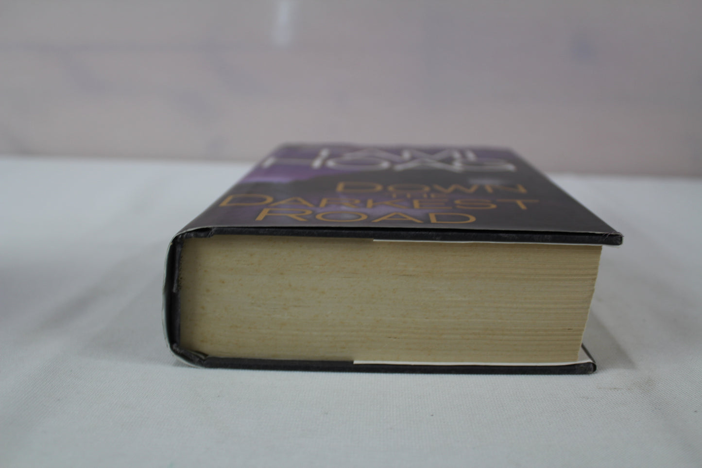 Down the Darkest Road by Tami Hoag [Large Print]