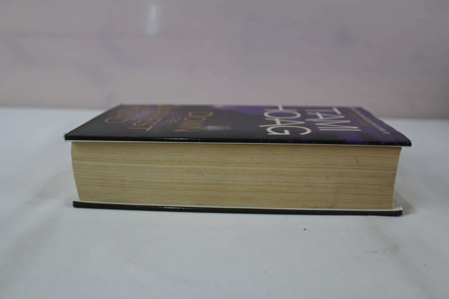 Down the Darkest Road by Tami Hoag [Large Print]